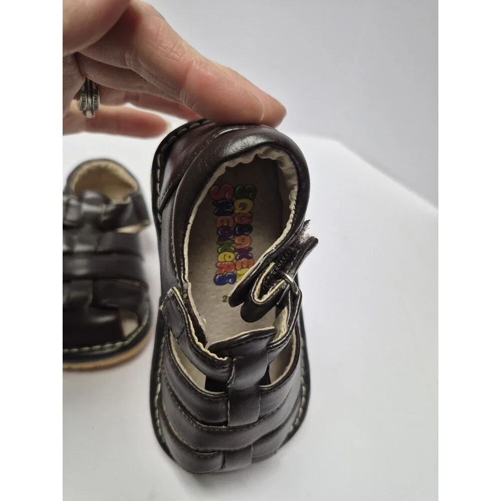 Squeaker Sneakers Brown Sandals Childrens Girls Size 23/7